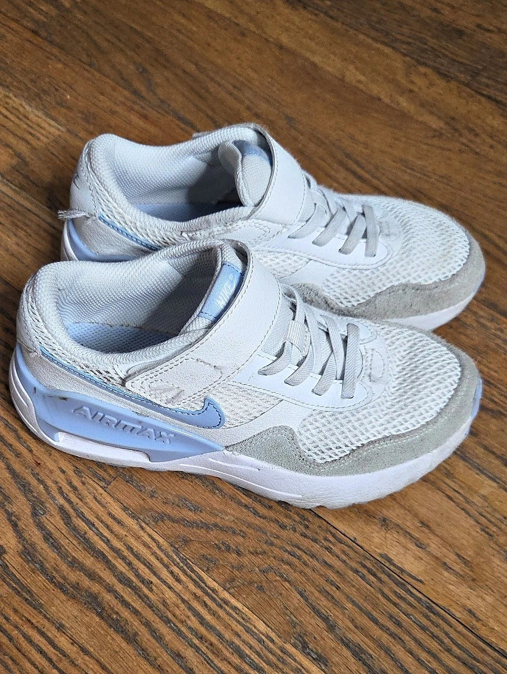 Nike Air Max Excee Kids' Sneakers in White & Blue